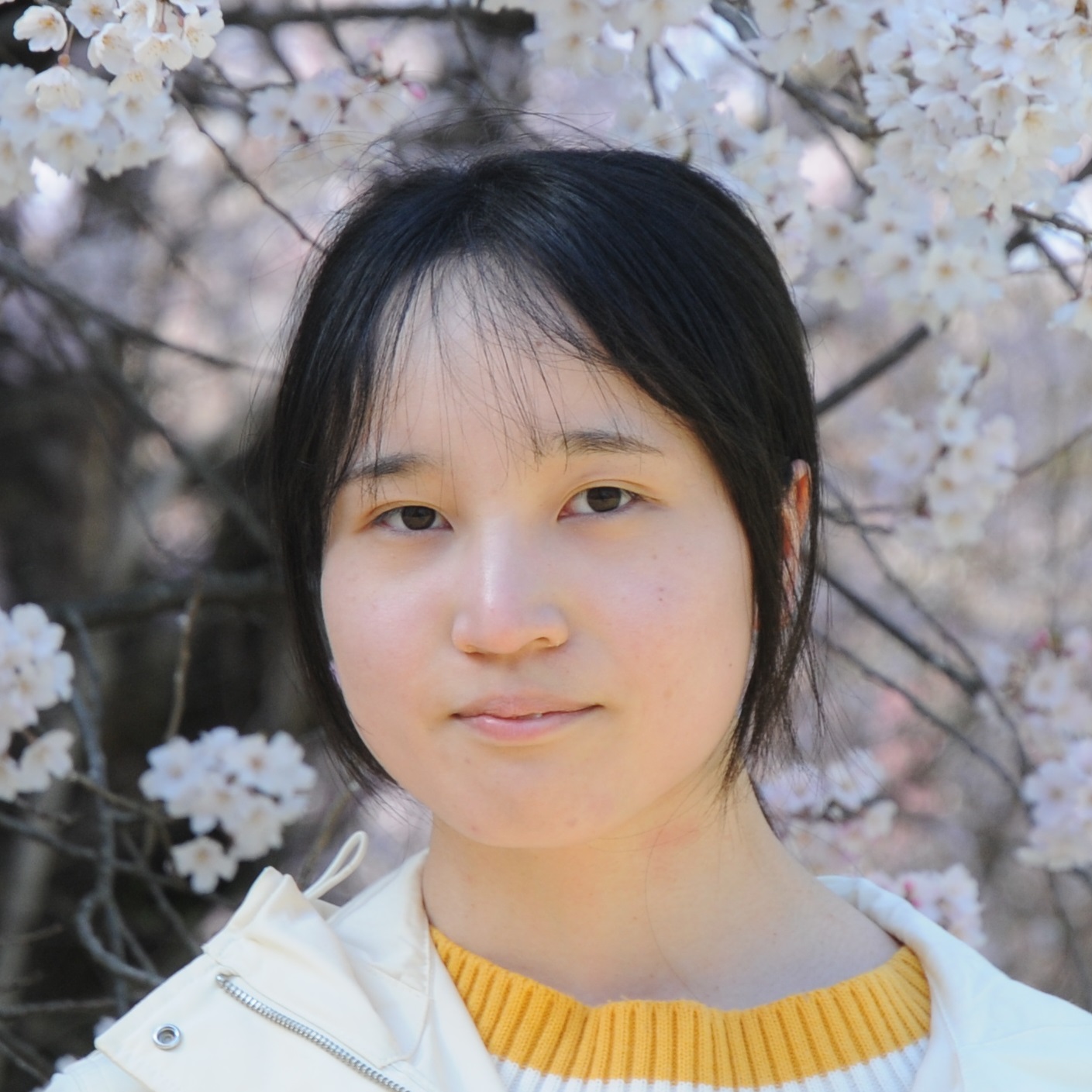 奈倉　涼香